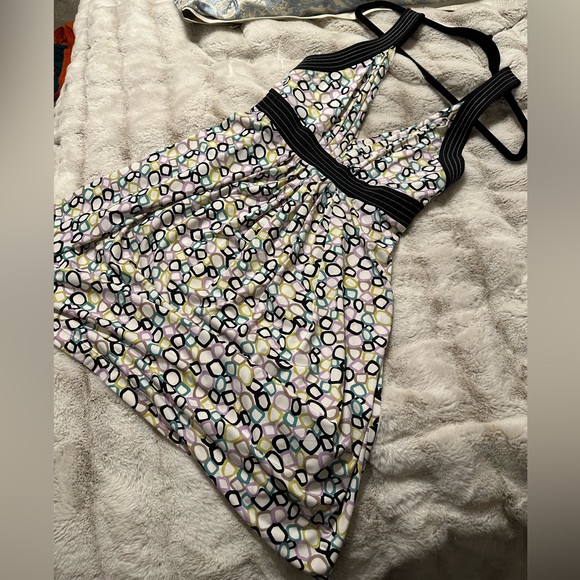 BCBG multicolored party dress. Size Large - Picture 5 of 5